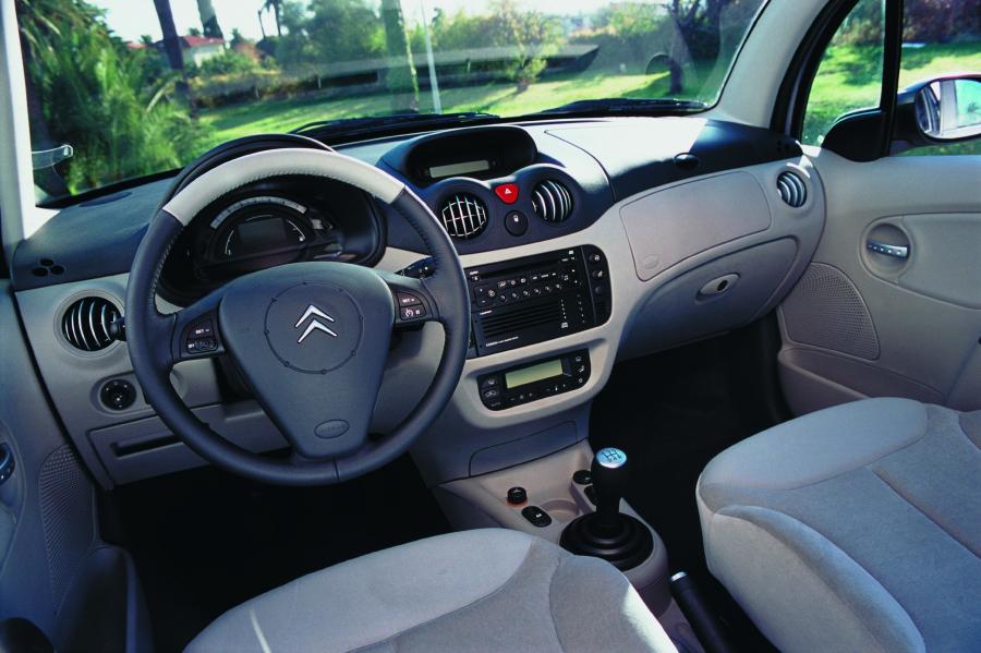  Citroen C3 2001 года  (фото 61 из 159)
